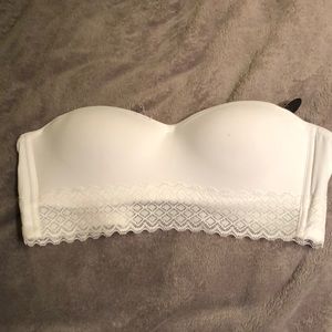 White wireless bra bandeau